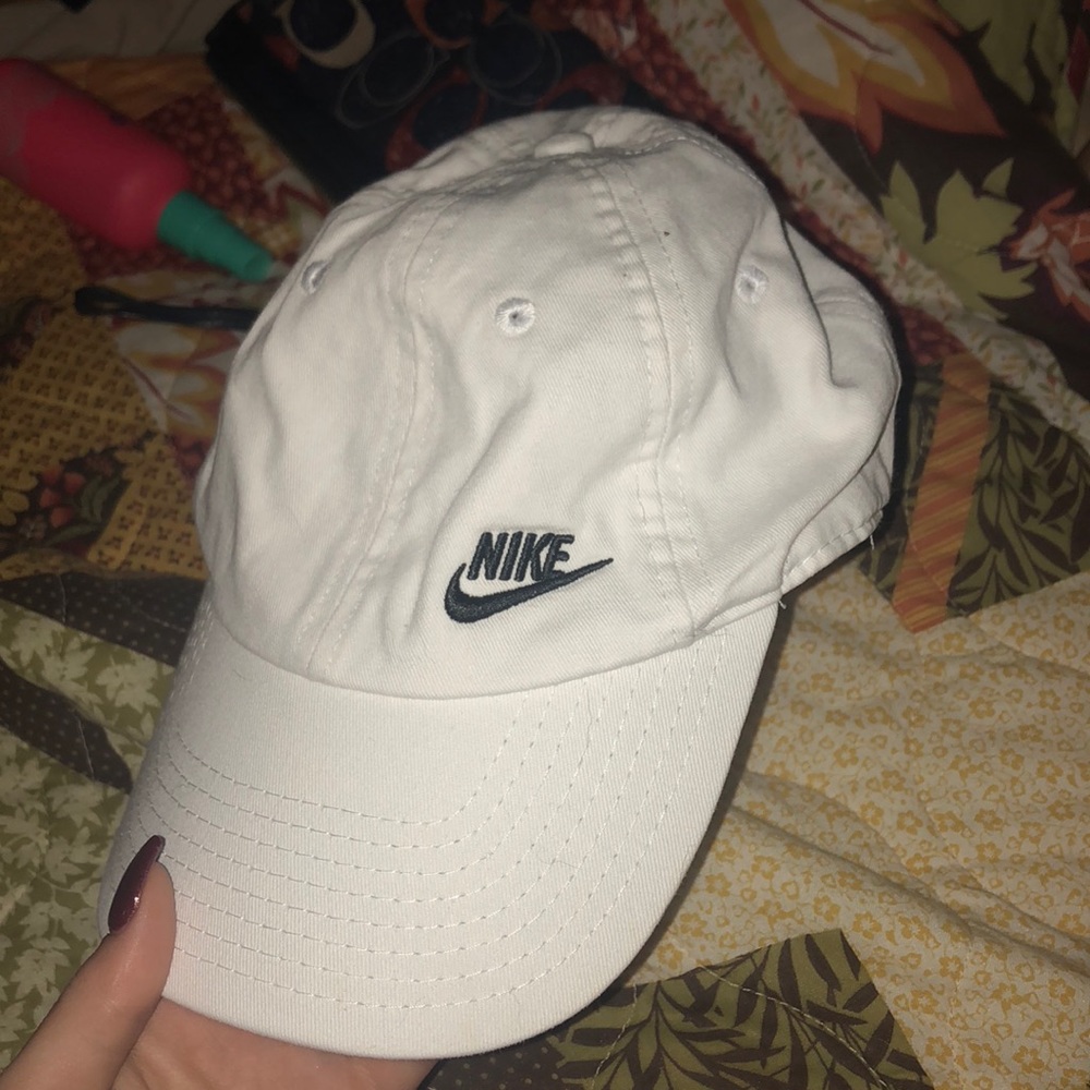 White Nike hat